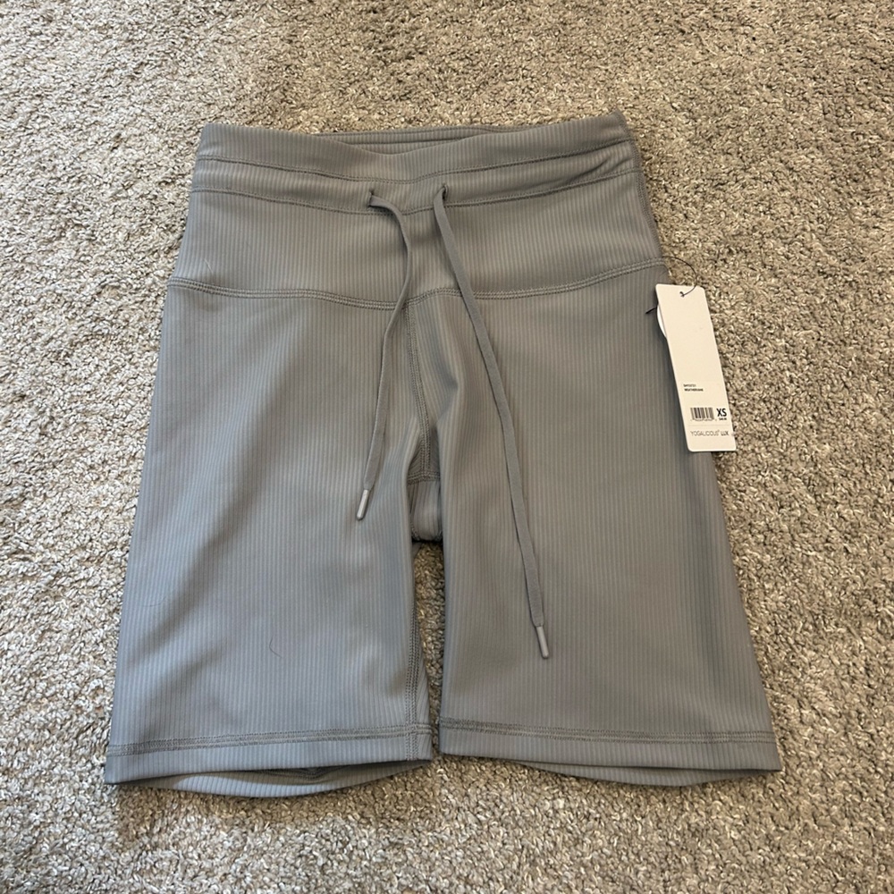 Yoglicious Gray Ribbed Biker Shorts